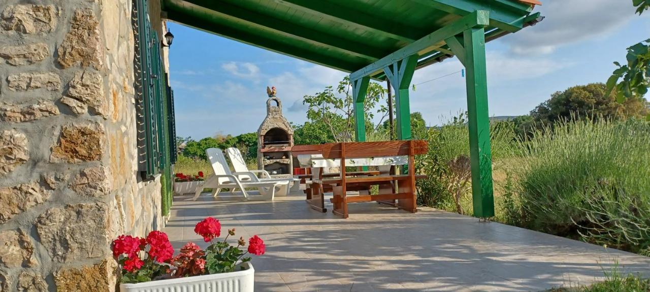 Krcina Holiday Home Црес Экстерьер фото