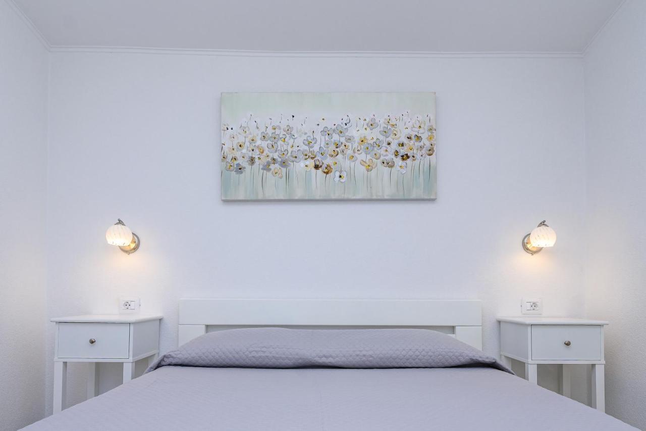 Krcina Holiday Home Црес Экстерьер фото